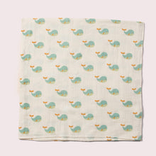 Lade das Bild in den Galerie-Viewer,       Little-Green-Radicals-Blue-Organic-Baby-Muslin-Set-2-Pack-With-Whale-Print-Single
