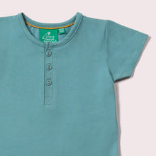 Load image into Gallery viewer,     Little-Green-Radicals-Blue-Organic-Short-Sleeve-BabyBody-Closeup
