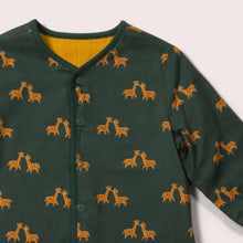 Lade das Bild in den Galerie-Viewer,     Little-Green-Radicals-Green-And-Yellow-Reversible-Spring-Jacket-With-Giraffe-Print-Closeup
