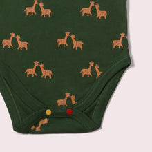 Lade das Bild in den Galerie-Viewer,     Little-Green-Radicals-Green-and_Yellow-Baby-Bodies-Set-Two-Pack-With-Giraffe-Print-Closeup
