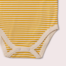 Lade das Bild in den Galerie-Viewer,       Little-Green-Radicals_Cream-and_Yellow-Striped-Baby-Bodies-Set-Two-Pack-Closeup
