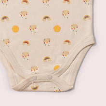 Lade das Bild in den Galerie-Viewer,     Little-Green-Radicals_Cream-and_Yellow-Striped-Baby-Bodies-Set-Two-Pack-With-Sunshine-and-Rainbow-Print-Closeup-View
