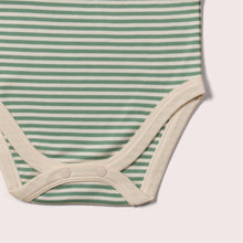 Lade das Bild in den Galerie-Viewer,     Little-Green-Radicals_Green-Striped-Baby-Bodies-Set-Two-Pack-Closeup
