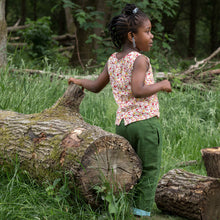 Lade das Bild in den Galerie-Viewer, Little-Green-Radicals_Pink-And-Red-Sleeveless-Blouse-With-Ladybird-Print-Kid-Back
