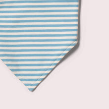 Cargar imagen en el visor de la galería, Blue &amp; Red Striped Organic Cotton Dribble Bib Set
