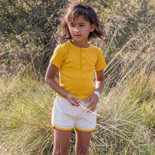 Cargar imagen en el visor de la galería, Pale Gold Ribbed Short Sleeve Henley Top
