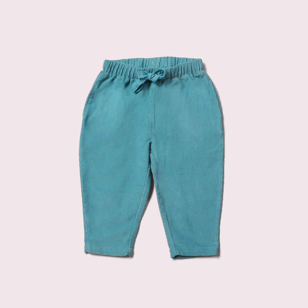 Bequeme Hose aus weichem blauem Cord